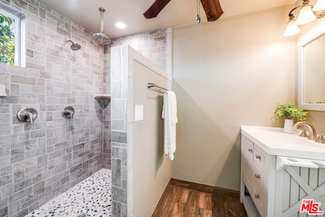 3 Bed Home for Sale in Burbank, California