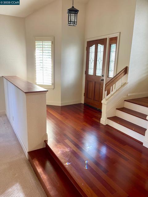 1020 Canyon Hills Road, San Ramon CA: https://media.crmls.org/mediaz/29ba79cc-7cad-4c0b-af25-7728c9db32cb.jpg