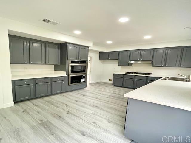 Detail Gallery Image 4 of 22 For 659 Rosita Ct, Chula Vista,  CA 91910 - 4 Beds | 2 Baths