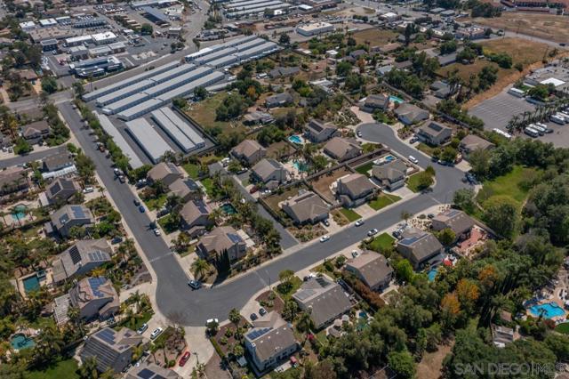 1889 Autumn Ln, Vista CA: https://media.crmls.org/mediaz/29be9c51-4126-44c5-a34e-f84f05e10904.jpg