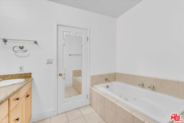 23264 Calvert Street, Woodland Hills CA: https://media.crmls.org/mediaz/29c08164-dce2-4ff9-bd34-6862d2d42899.jpg