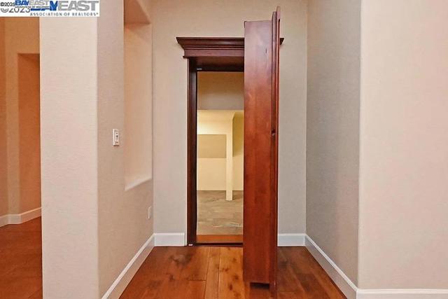 787 Barleta Ln, Livermore CA: https://media.crmls.org/mediaz/29c11814-7e1b-4050-88ff-a57caeed0006.jpg