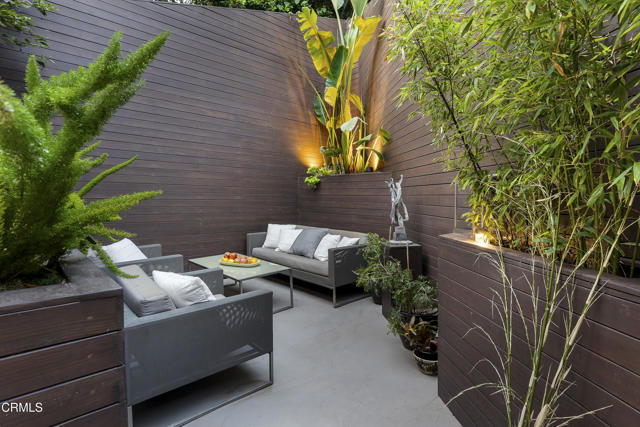 2266 Panorama Terrace, Los Angeles CA: https://media.crmls.org/mediaz/29c1bfce-8815-4e92-a45b-7653710f0a7a.jpg