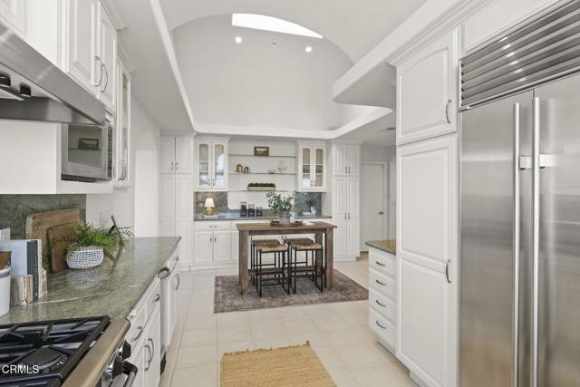 7090 El Malabar Drive, Ventura CA: https://media.crmls.org/mediaz/29c1d195-abb6-46e3-8f62-c68f1e604849.jpg