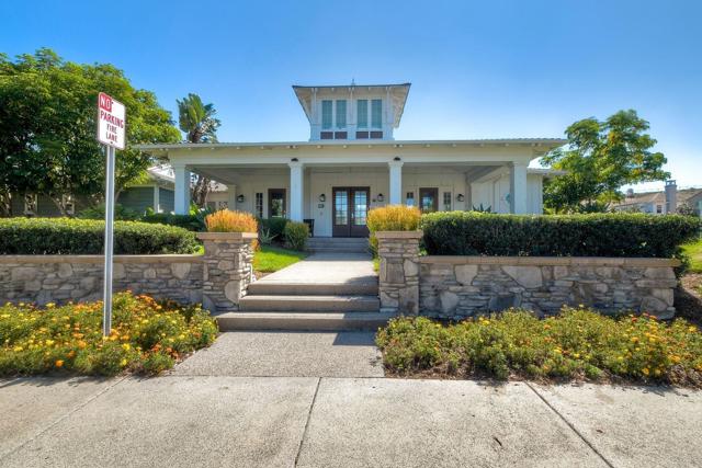 4302 Pacifica Way, Oceanside CA: https://media.crmls.org/mediaz/29c22ca7-f890-44a0-8143-c46932bea347.jpg