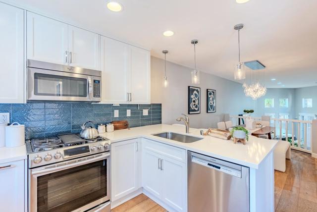 992 Alpine Terrace, Sunnyvale CA: https://media.crmls.org/mediaz/29c2e863-bbc9-43ab-89b3-fb2015713a06.jpg