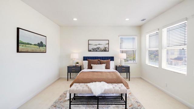 Image 18 of 52 For 2760 Shellgate Circle