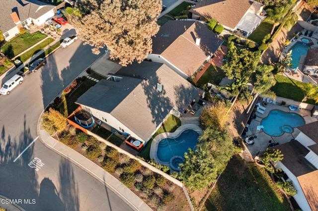 3348 Holloway Street, Newbury Park CA: https://media.crmls.org/mediaz/29c44e05-6036-4258-8098-0e76b2bfd8eb.jpg