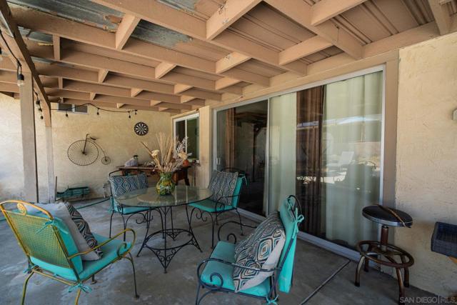 9530 Galston Drive, Santee CA: https://media.crmls.org/mediaz/29c50470-76bd-4cf0-ac4c-19b54ce30c6a.jpg