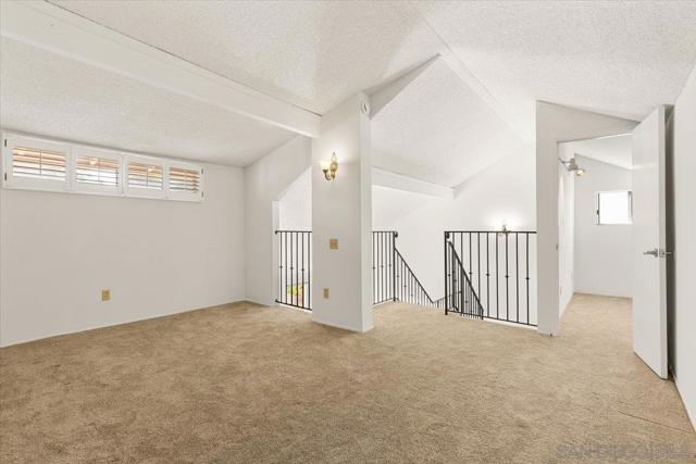 5470 Baltimore Dr, La Mesa CA: https://media.crmls.org/mediaz/29c66e30-f96e-42b4-83cf-926dd6aa2f4b.jpg
