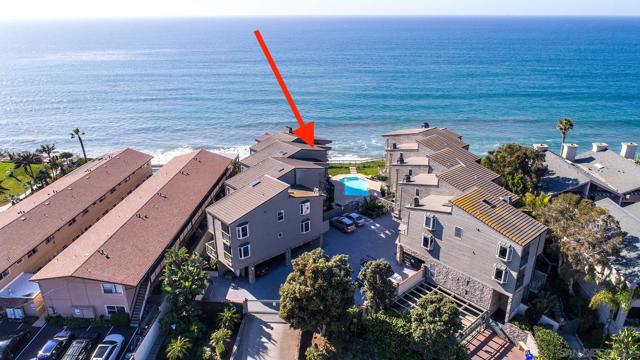 940 Sealane Dr, Encinitas CA: https://media.crmls.org/mediaz/29c73d75-84de-409f-8d3e-0e4b2118841d.jpg