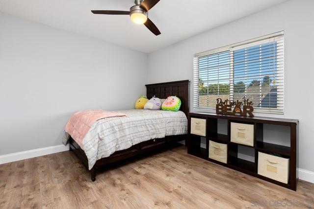 4475 Saint Andrews Place, Oceanside CA: https://media.crmls.org/mediaz/29c75235-3397-41ac-bc6a-45250124a437.jpg