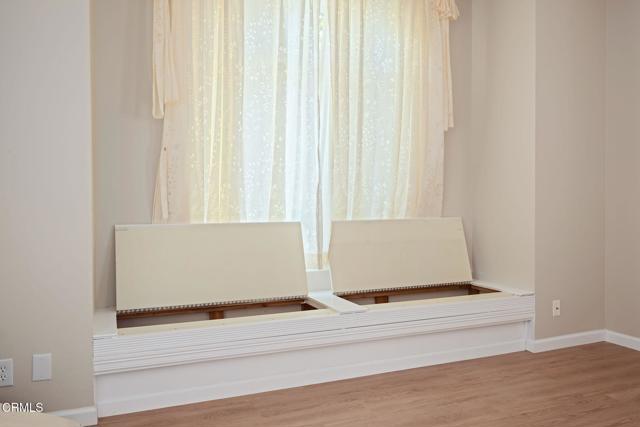 Detail Gallery Image 8 of 59 For 4078 Bending Oak Ct, Moorpark,  CA 93021 - 3 Beds | 2/1 Baths