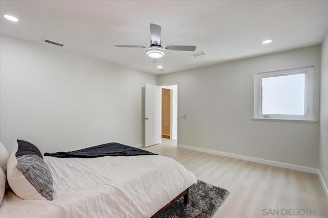 3808 Vista Campana S, Oceanside CA: https://media.crmls.org/mediaz/29c7a4eb-308d-4bb0-acc0-ebd0d936d54a.jpg