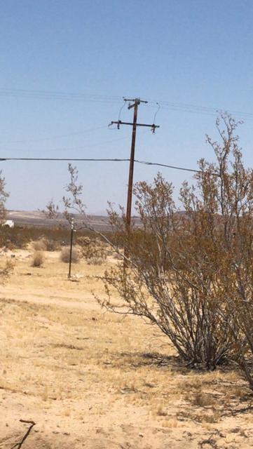 5425 California Avenue, Joshua Tree CA: https://media.crmls.org/mediaz/29c7a5c1-7dd8-485e-8c86-ed42fbebd5e6.jpg