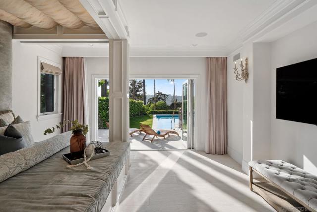 4540 Los Pinos, Rancho Santa Fe CA: https://media.crmls.org/mediaz/29c7c5ab-afa4-4f5a-b68d-d0d235f87cf5.jpg
