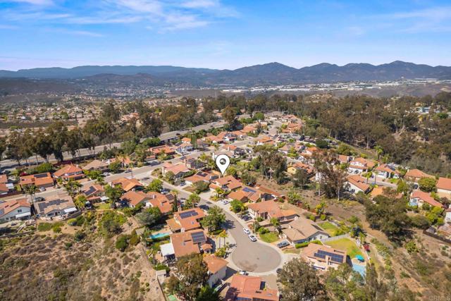 10965 Elderwood Ct, Scripps Miramar CA: https://media.crmls.org/mediaz/29c858da-7f7a-425b-b01b-1408704a570e.jpg