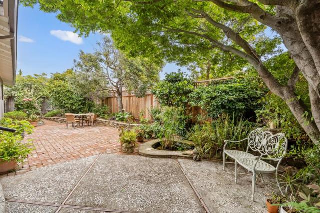 266 Curlew Court, Foster City CA: https://media.crmls.org/mediaz/29c9fe07-9576-40a1-b3bc-b5becd602783.jpg
