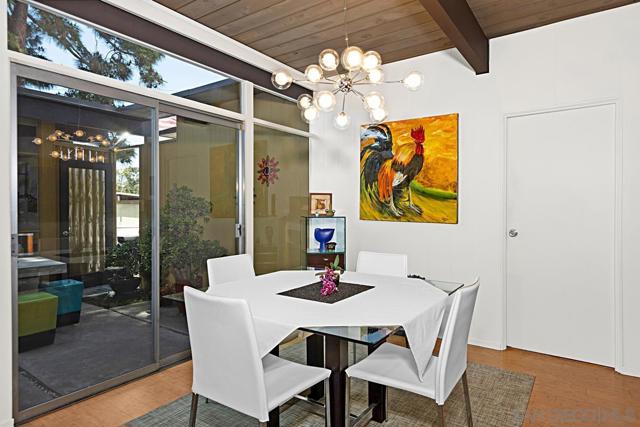 3455 Aldford Dr, San Diego CA: https://media.crmls.org/mediaz/29ca4d2d-6cac-4fd4-b379-bcc1244d16c2.jpg