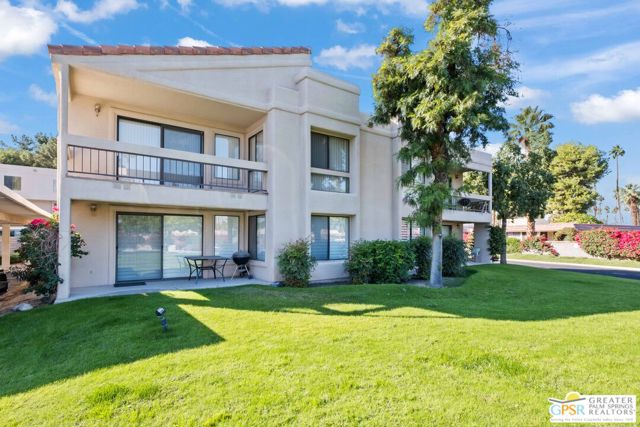 Image 24 of 33 For 35200 Cathedral Canyon Drive E39