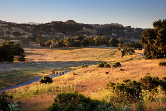 5 Vasquez Trail (Lot 170), Carmel CA: https://media.crmls.org/mediaz/29cb2f6e-bbf2-4261-9fe1-f56318f78e01.jpg