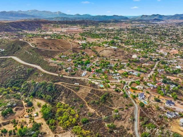 Detail Gallery Image 34 of 49 For #3 Hatfield Ln, Ramona,  CA 92065 - – Beds | – Baths