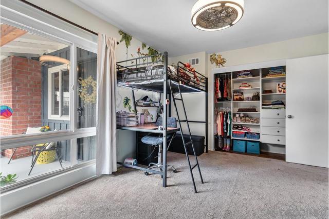 6120 Amaya Dr, La Mesa CA: https://media.crmls.org/mediaz/29d0d49d-0e40-4304-93d2-1605cdc7445a.jpg
