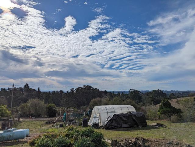 46 Valley View Road, Watsonville CA: https://media.crmls.org/mediaz/29d0dbea-2738-4b52-b62b-55befadc2e53.jpg