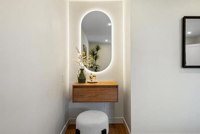 4687 Murat Ct, San Diego CA: https://media.crmls.org/mediaz/29d15aef-083e-4d0d-a242-2ac12c7345de.jpg