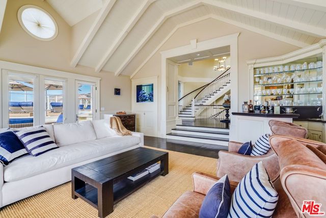 6277 Sea Star Drive, Malibu CA: https://media.crmls.org/mediaz/29d367f1-b865-4d28-b325-8389e90a914b.jpg