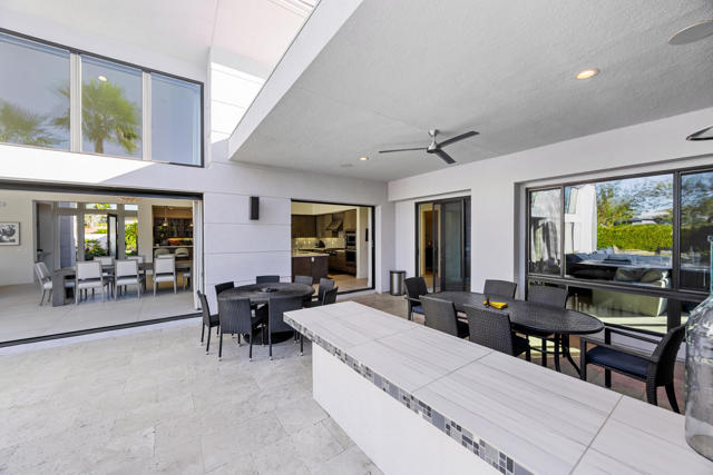 1 Via Merenda, Rancho Mirage CA: https://media.crmls.org/mediaz/29d5202b-ae19-4da4-8691-eaf0fd61cb2e.jpg