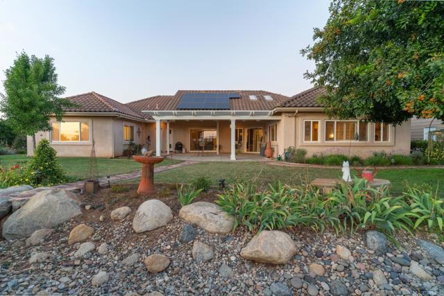 30646 Red Hawk Road, Valley Center CA: https://media.crmls.org/mediaz/29d8409a-a079-4e7a-b726-eb7ba16b8c6a.jpg