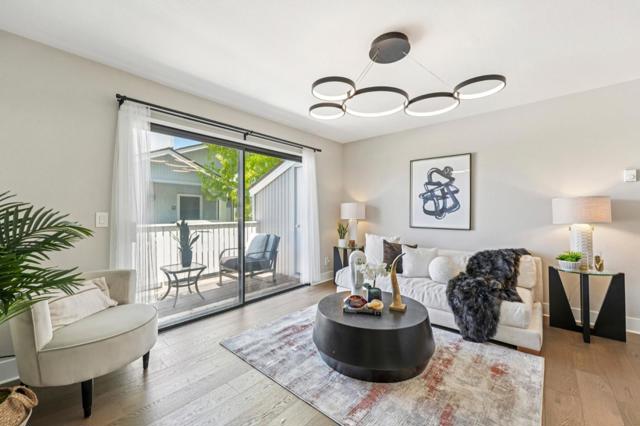 100 Schooner Court, Richmond CA: https://media.crmls.org/mediaz/29d8d7ec-233e-4887-b7b2-a61c28277be2.jpg
