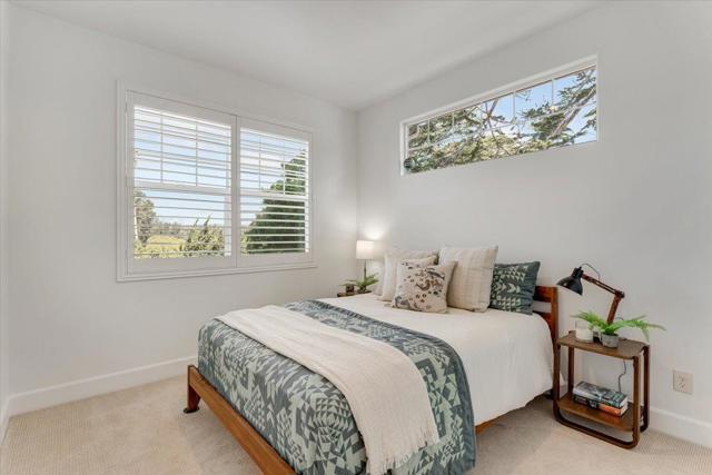 513 Hill Street, Capitola CA: https://media.crmls.org/mediaz/29d8e07e-0c0d-4861-8264-37a935da744b.jpg