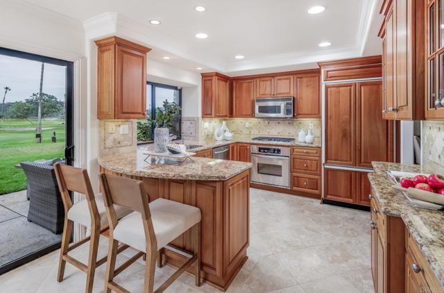 Detail Gallery Image 6 of 29 For 4035 Avenida Brisa, Rancho Santa Fe,  CA 92091 - 3 Beds | 2/1 Baths