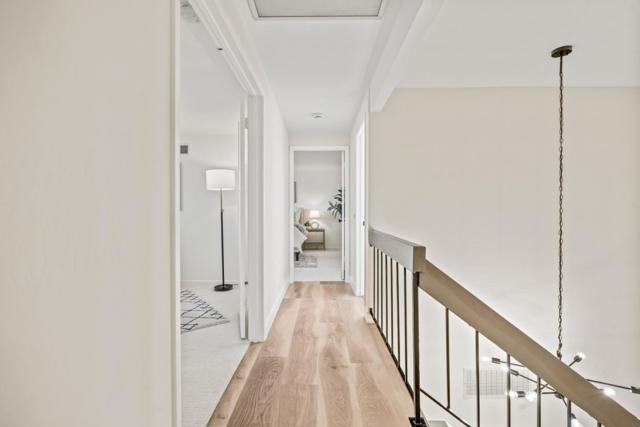 354 Port Royal Avenue, Foster City CA: https://media.crmls.org/mediaz/29db63a9-0f6f-47b1-95fe-ae70600ccc77.jpg