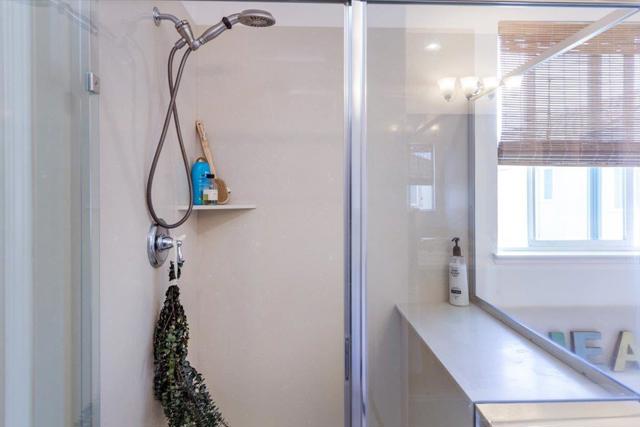 270 Robin Place, Gilroy CA: https://media.crmls.org/mediaz/29dbac33-b407-49c0-a1ba-a9091b11b9d3.jpg