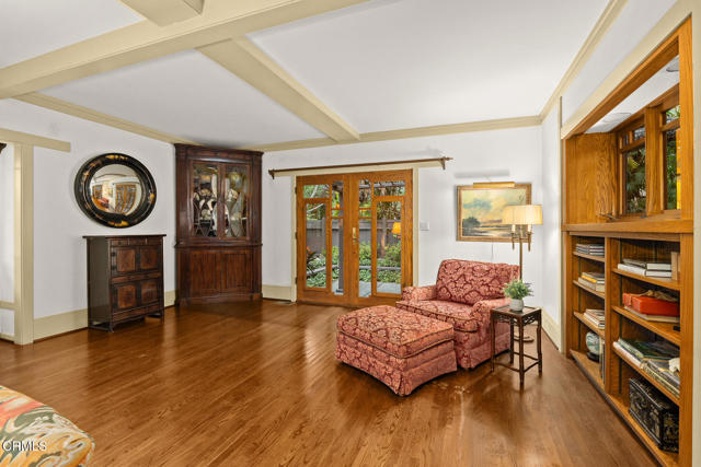 1524 Milan Avenue, South Pasadena CA: https://media.crmls.org/mediaz/29dbf507-7287-472c-93c7-ad781a1428e1.jpg