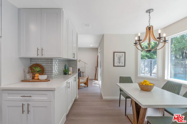 19 Rippling, Irvine CA: https://media.crmls.org/mediaz/29de74f2-57c5-4847-868c-312a7990047c.jpg