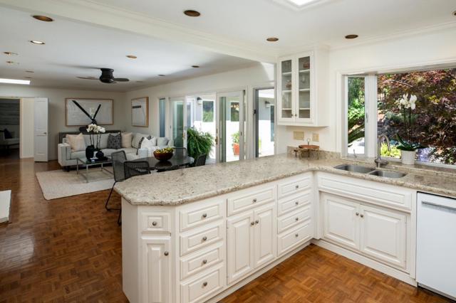 2230 Tioga Drive, Menlo Park CA: https://media.crmls.org/mediaz/29df0765-3eef-48d3-8ad6-bd5a6c9c20d0.jpg