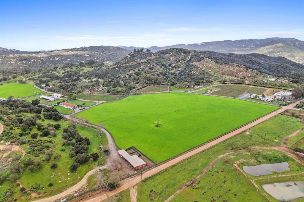 MLS #260022120SD image #36
