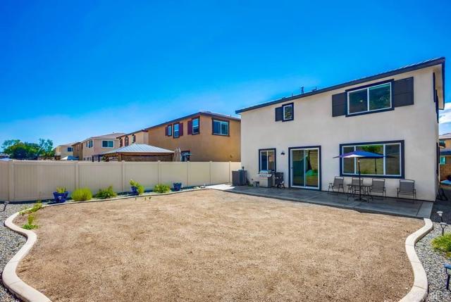 29146 Quarry Way, Lake Elsinore CA: https://media.crmls.org/mediaz/29df9de4-5fab-4238-a599-c33b366964c5.jpg