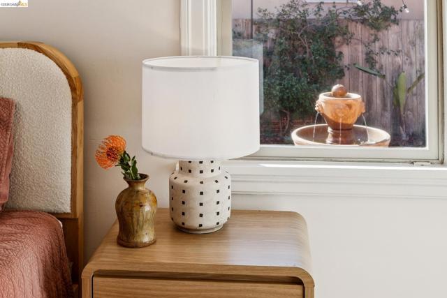 1136 Marin Ave, Albany CA: https://media.crmls.org/mediaz/29e001bd-f44f-4208-a459-d68e640ed3d5.jpg