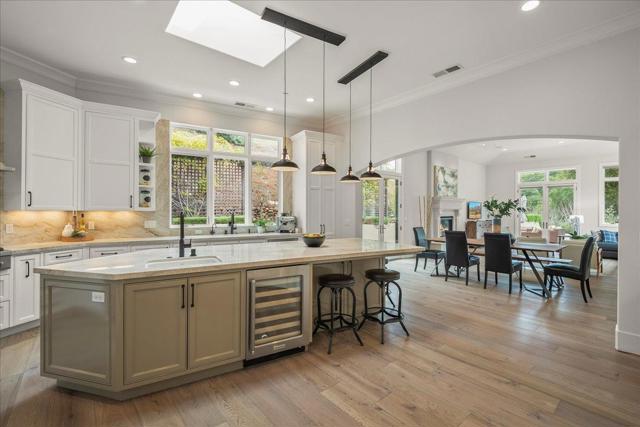 17435 Phillips Avenue, Los Gatos CA: https://media.crmls.org/mediaz/29e404c5-9e71-4de2-8584-c37545dca77f.jpg