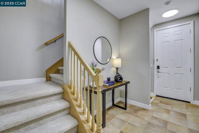 6130 Old Quarry Loop, Oakland CA: https://media.crmls.org/mediaz/29e44a28-53a3-4511-8fc5-b6cc3e01a249.jpg