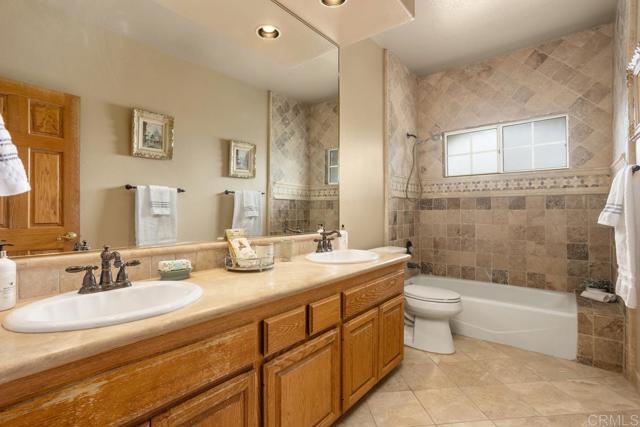 Image 32 of 59 For 10059 Boulder Knolls Drive
