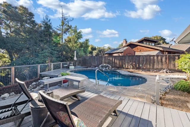 120 Marks Drive, Hollister CA: https://media.crmls.org/mediaz/29e58c6f-2513-43d8-9f67-2aa2a6676d19.jpg