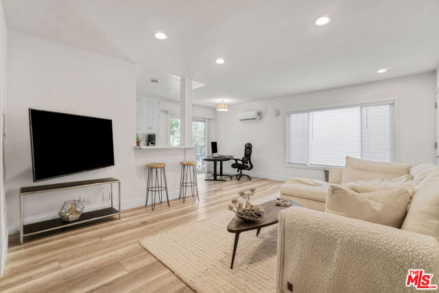 8231 De Longpre Avenue, West Hollywood CA: https://media.crmls.org/mediaz/29e5d0e5-1169-4d15-b725-3288f934d7f6.jpg