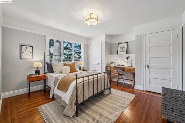 Image 38 of 59 For 4201 Lakeshore Ave