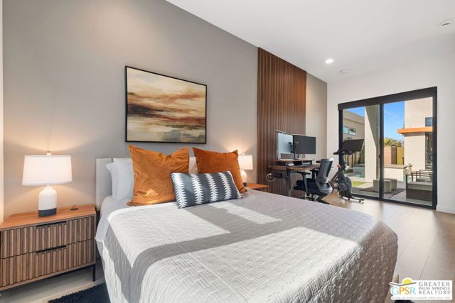 190 Obsidian Loop, Palm Springs CA: https://media.crmls.org/mediaz/29e6eadb-b091-4df0-86da-931ba3017f6d.jpg